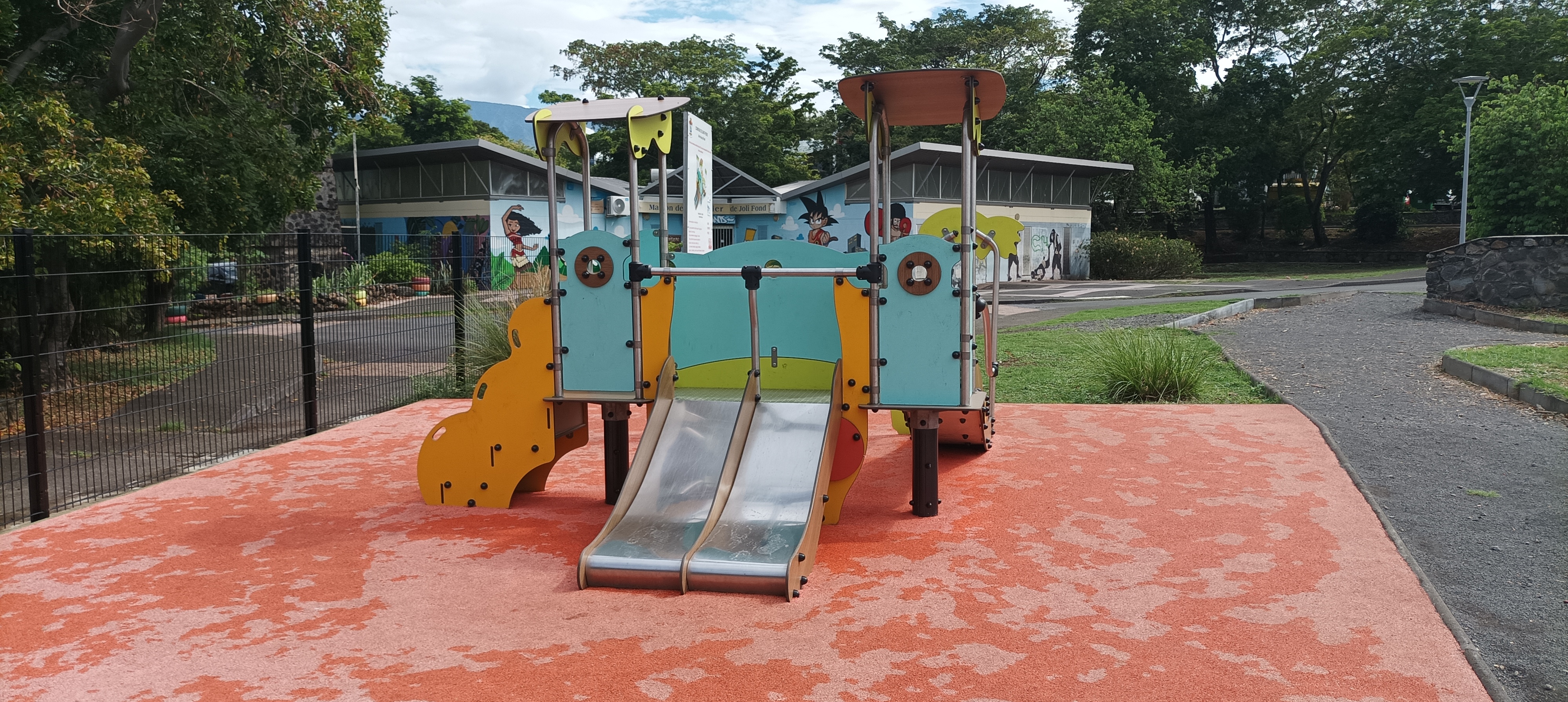 Aire de Jeux - Site Joli Fond