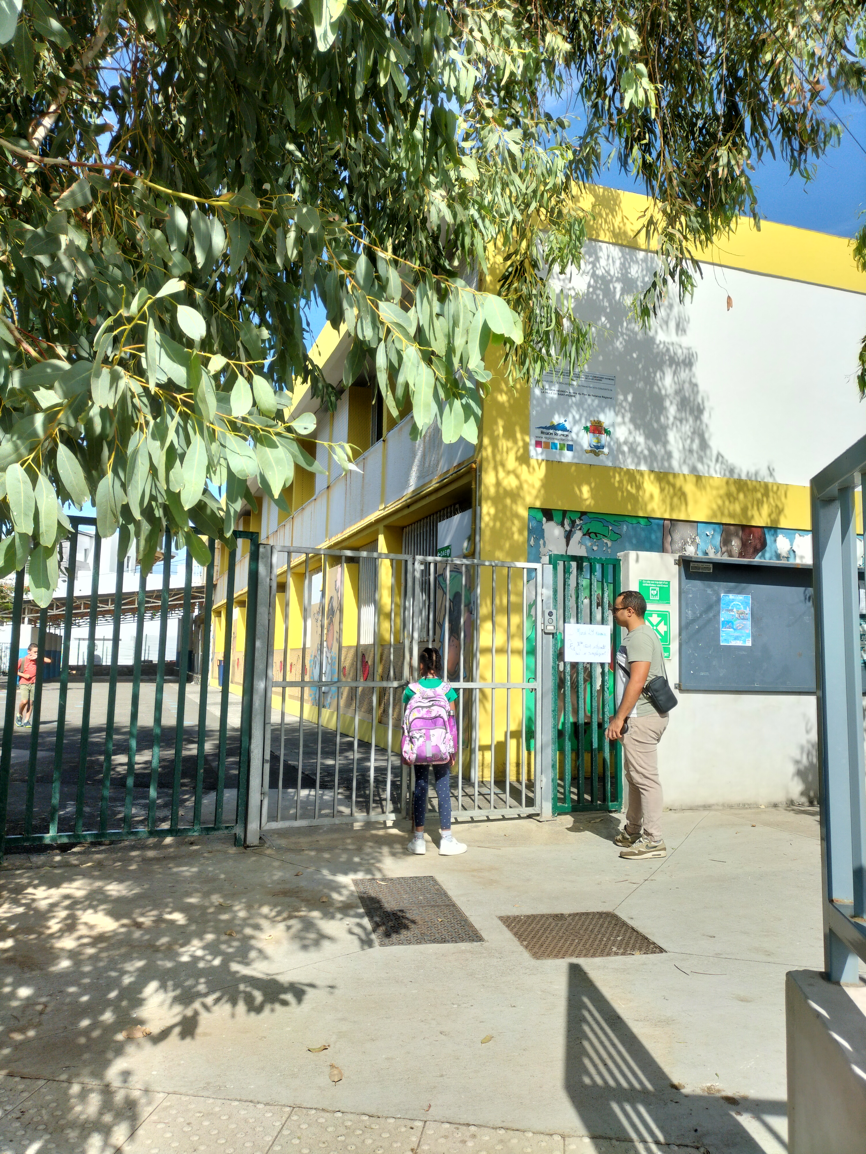 Ecole Elémentaire Raymond Mondon