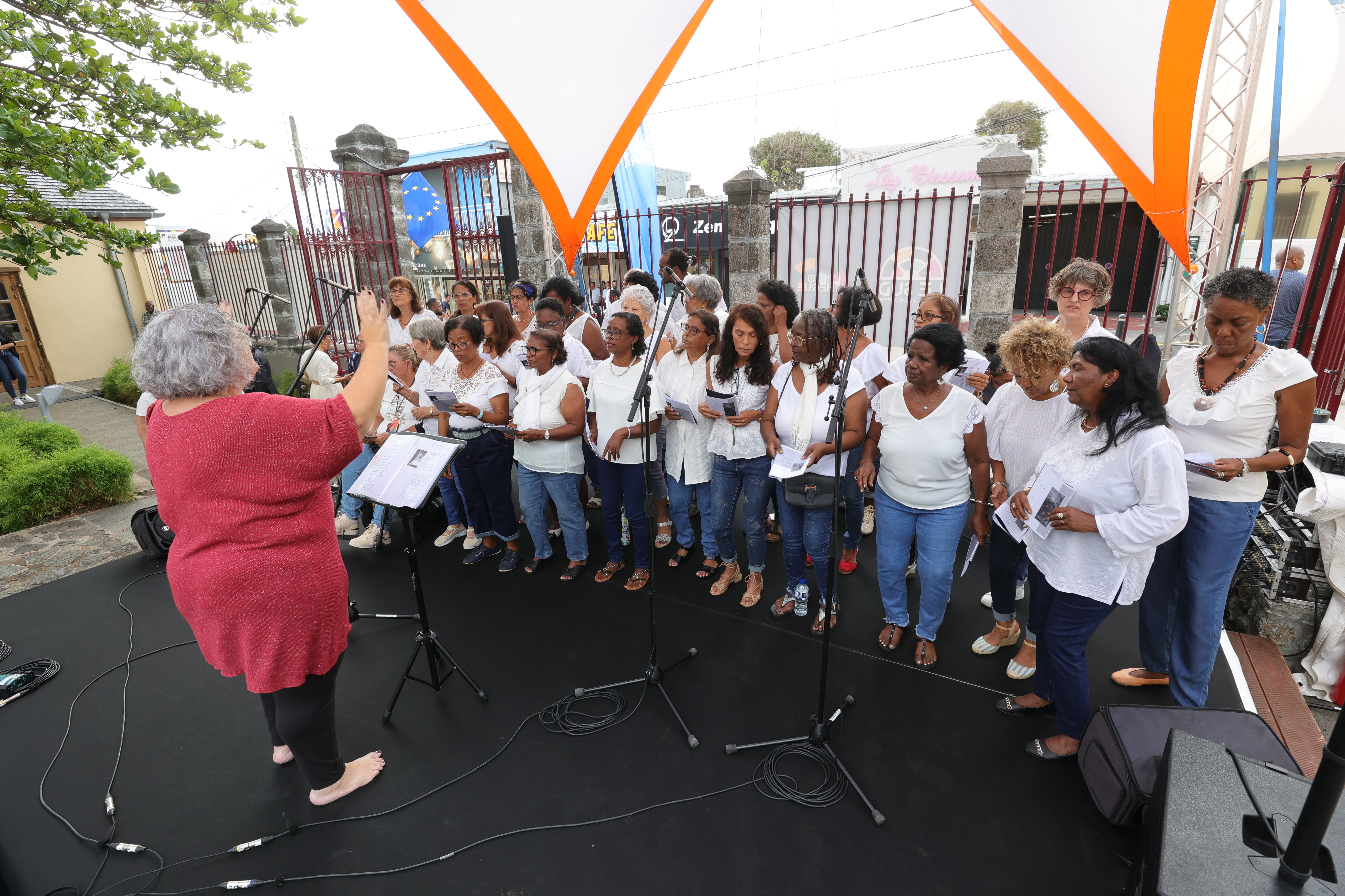 inauguration centre d'art