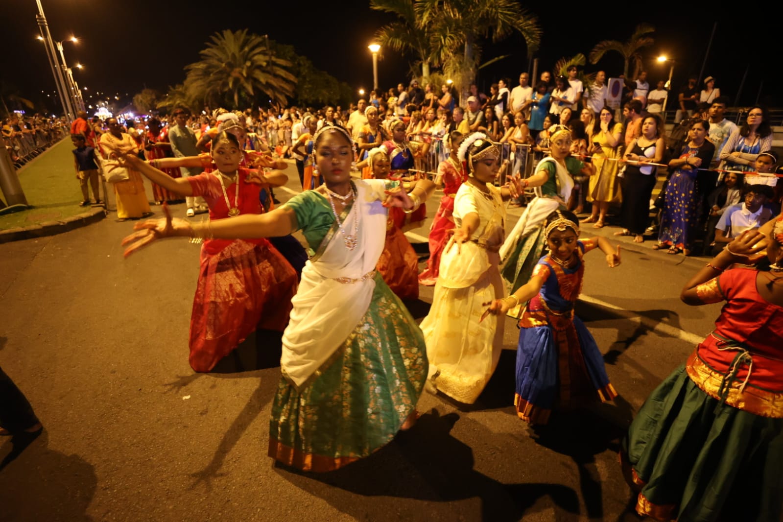 DEFILE DIPAVALI2024
