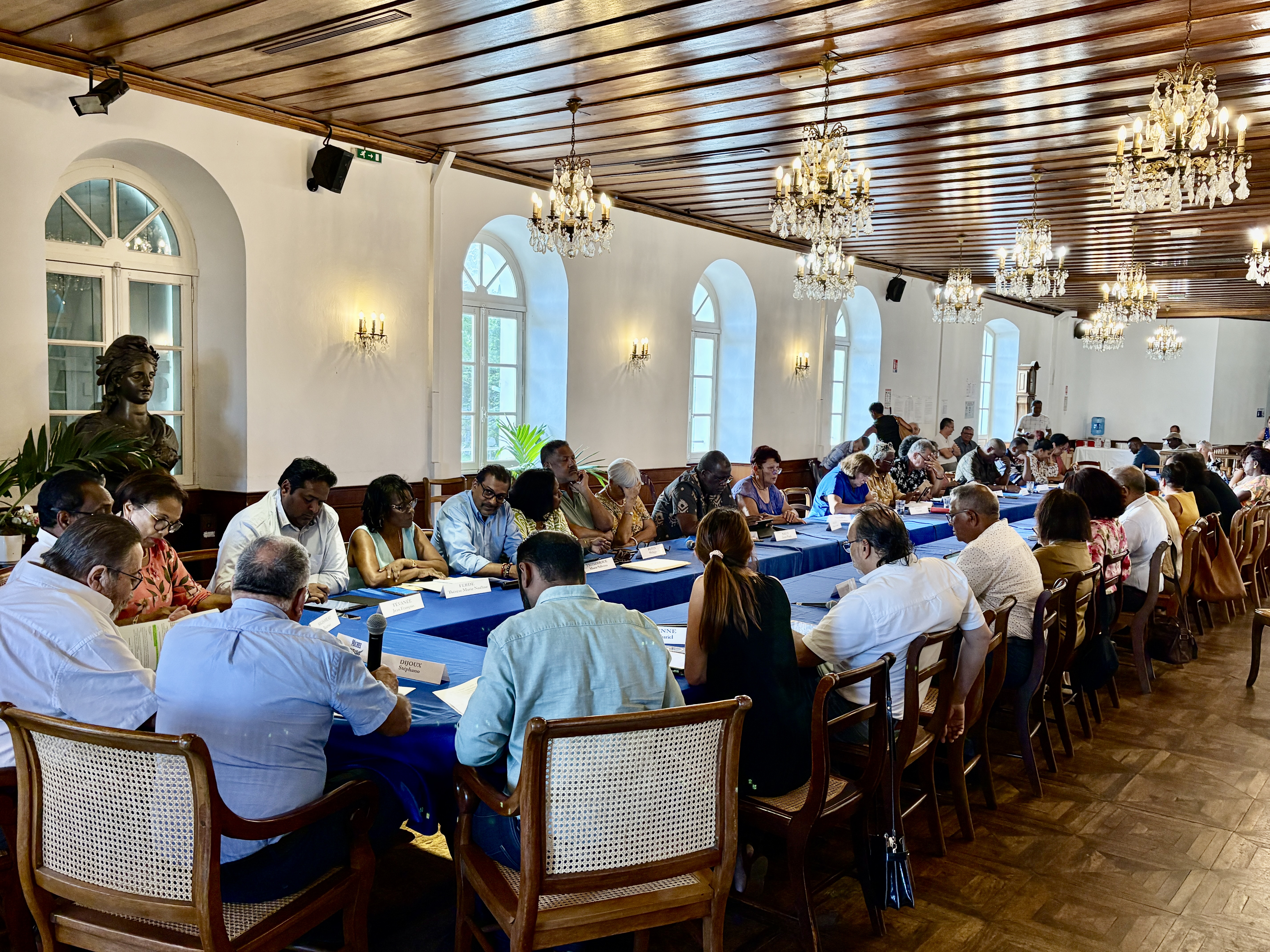 cm110325transport1euro