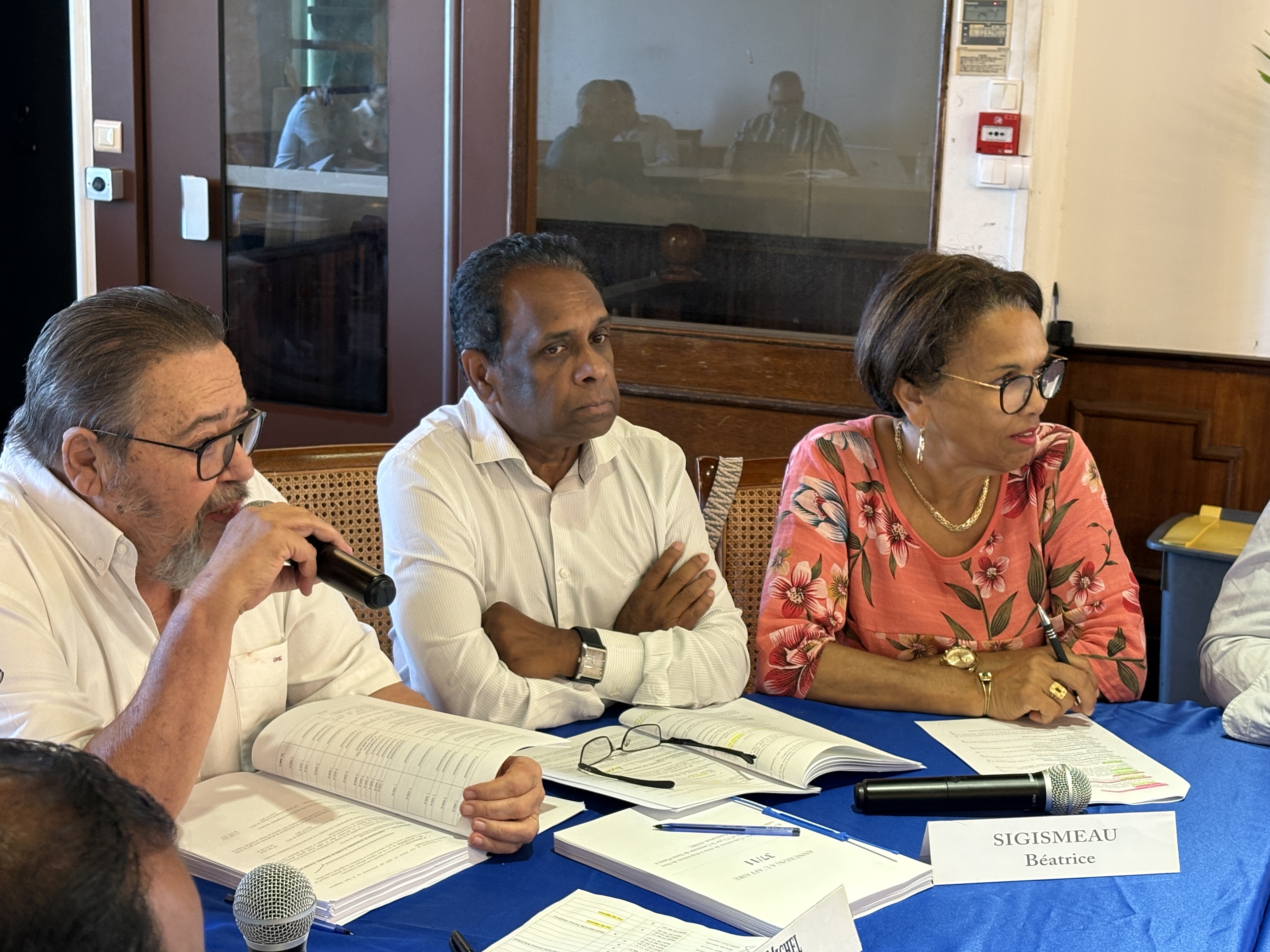 cm110325transport1euro michel fontaine daniel elly beatrice sigismeau