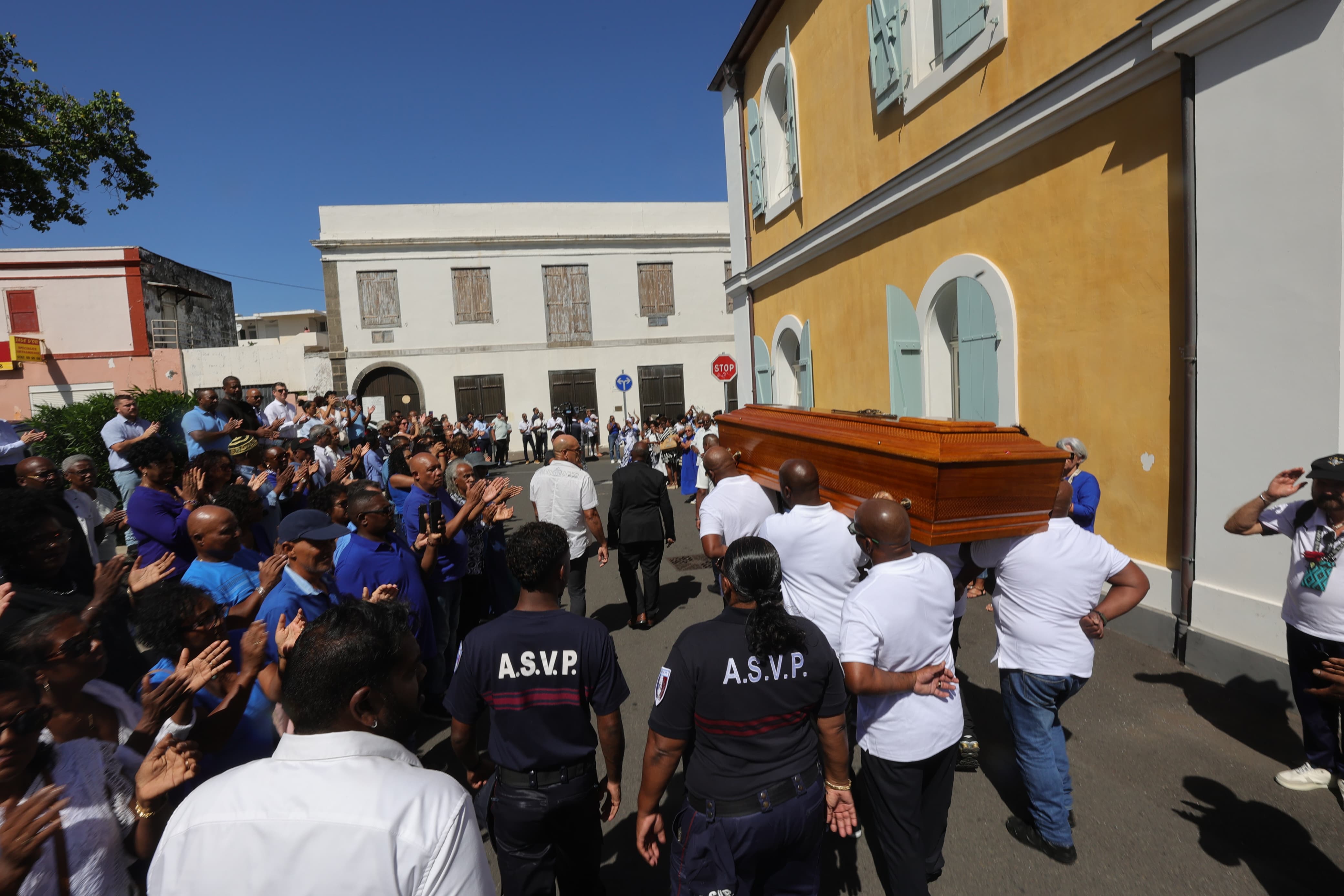 hommage