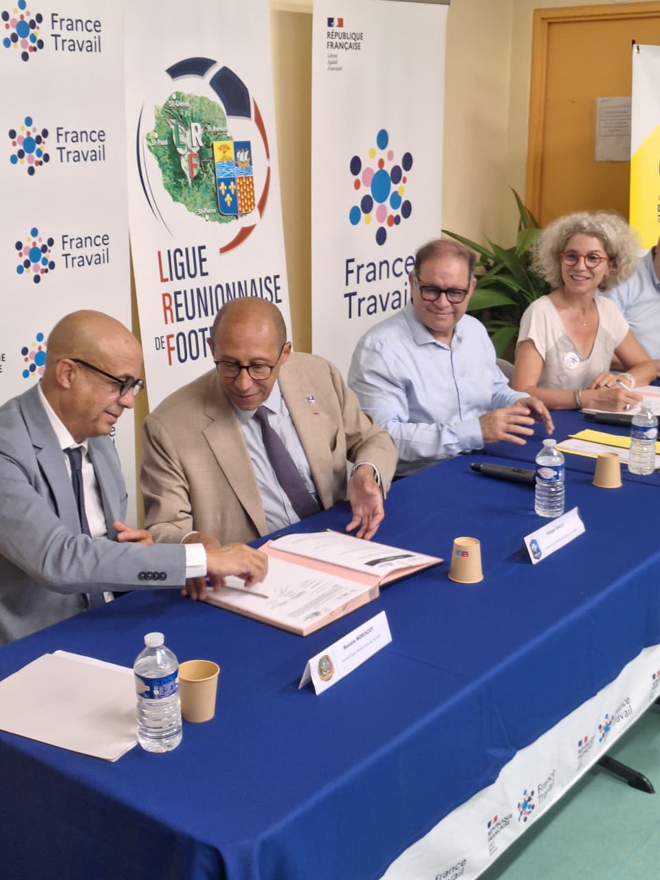 du stade vers l'emploi