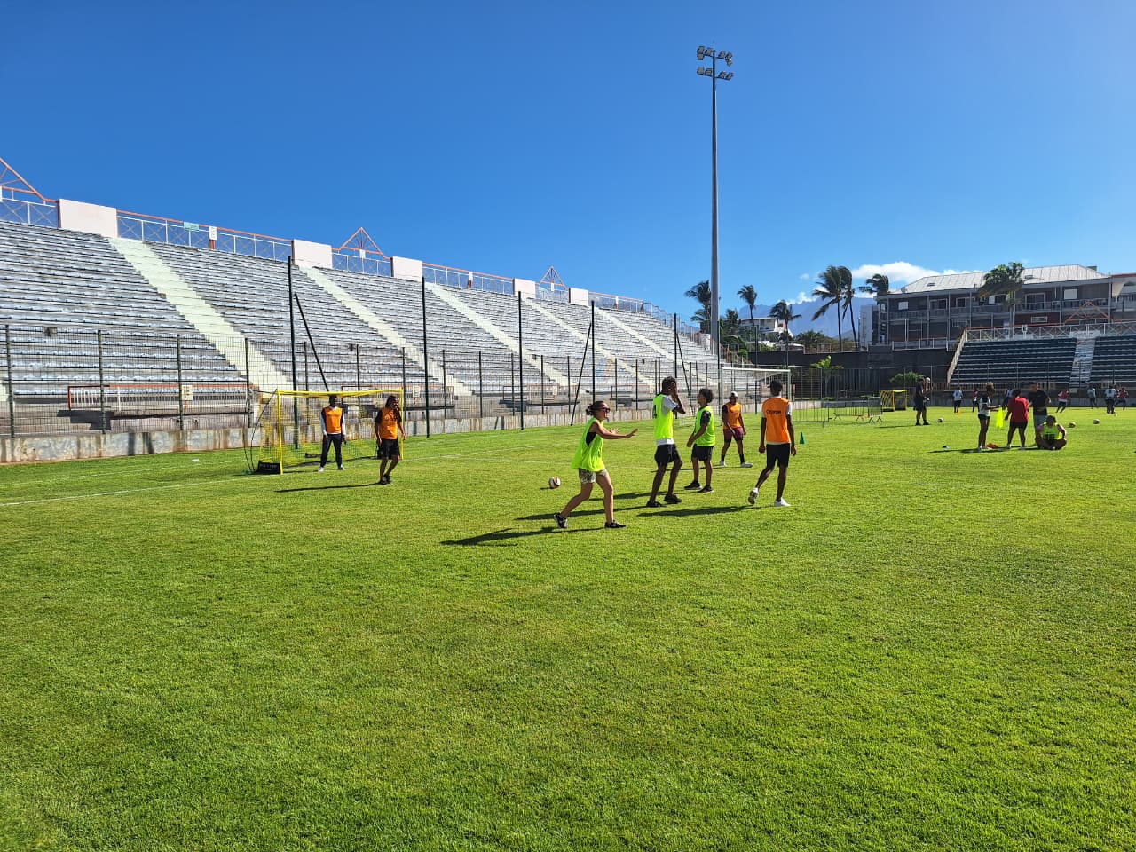 du stade vers l'emploi