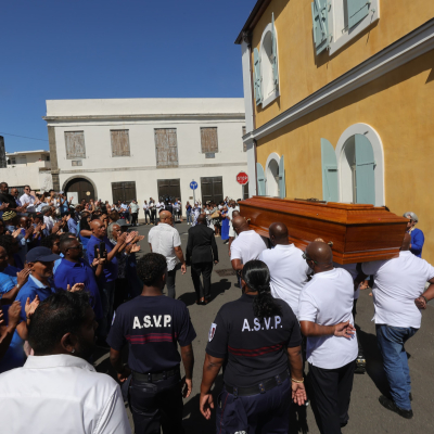 hommage